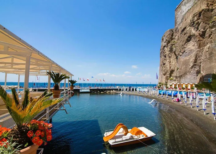Myhome - Sorrento By The Sea-Beach